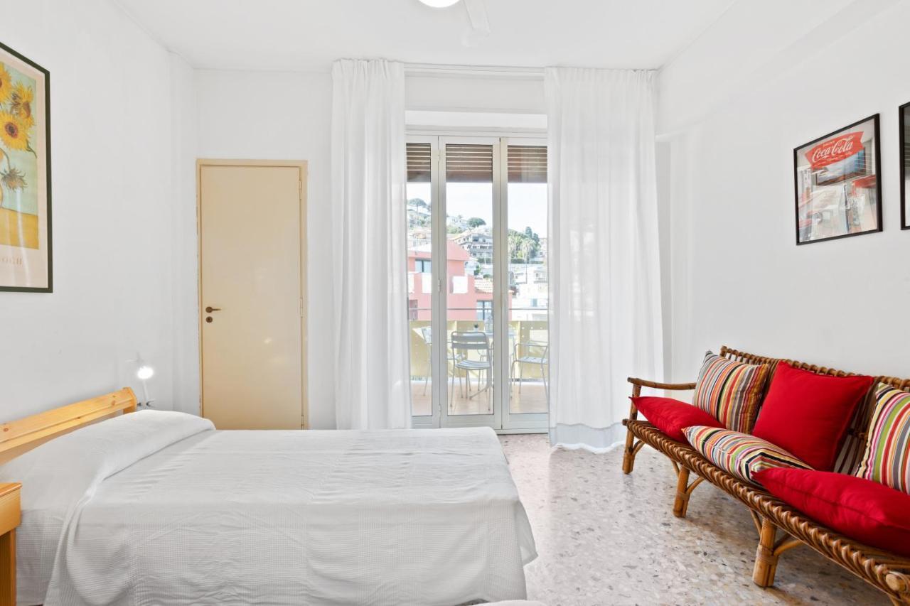 Aci Castello Seaview Apartment With Parking المظهر الخارجي الصورة