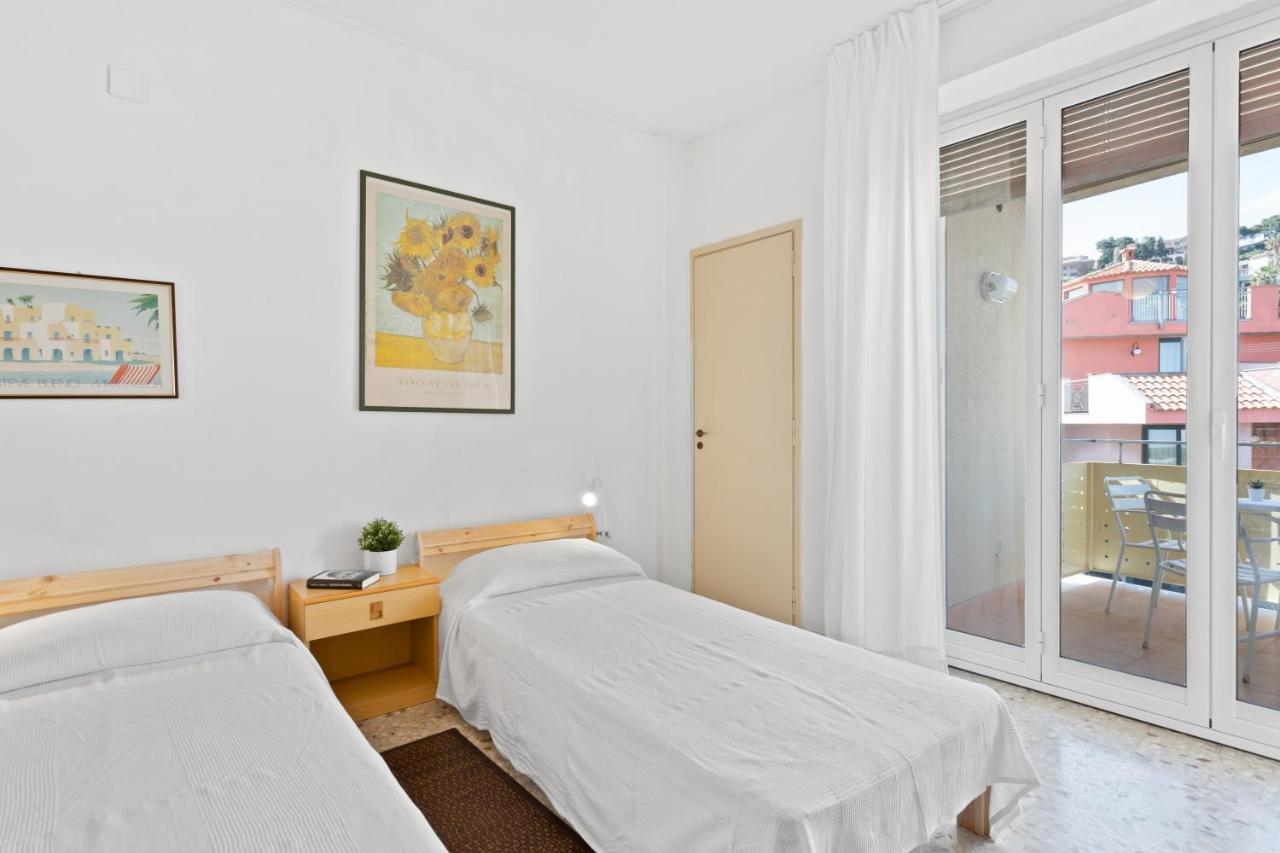 Aci Castello Seaview Apartment With Parking المظهر الخارجي الصورة