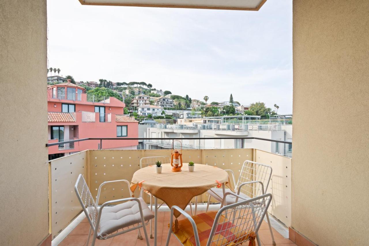 Aci Castello Seaview Apartment With Parking المظهر الخارجي الصورة